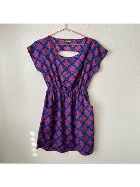 Maude Blue Red Filigree Print Back Keyhole Dress Pockets